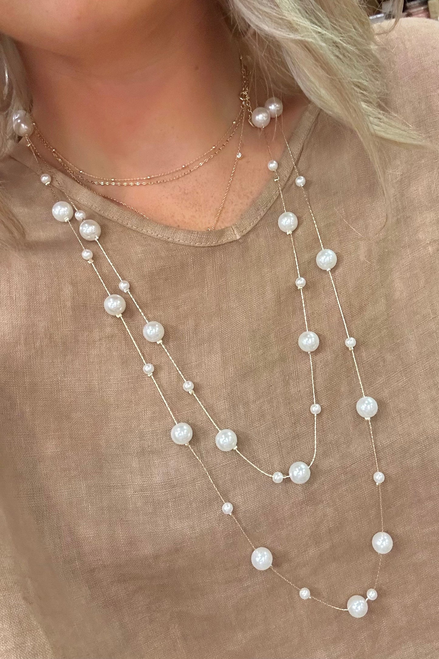 Long Gold Necklace with Pearls