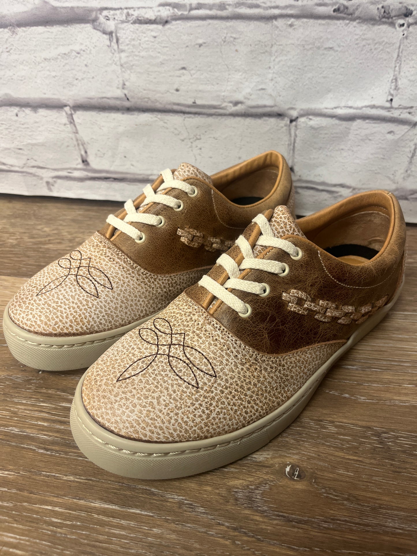Danielle Tennis Shoe