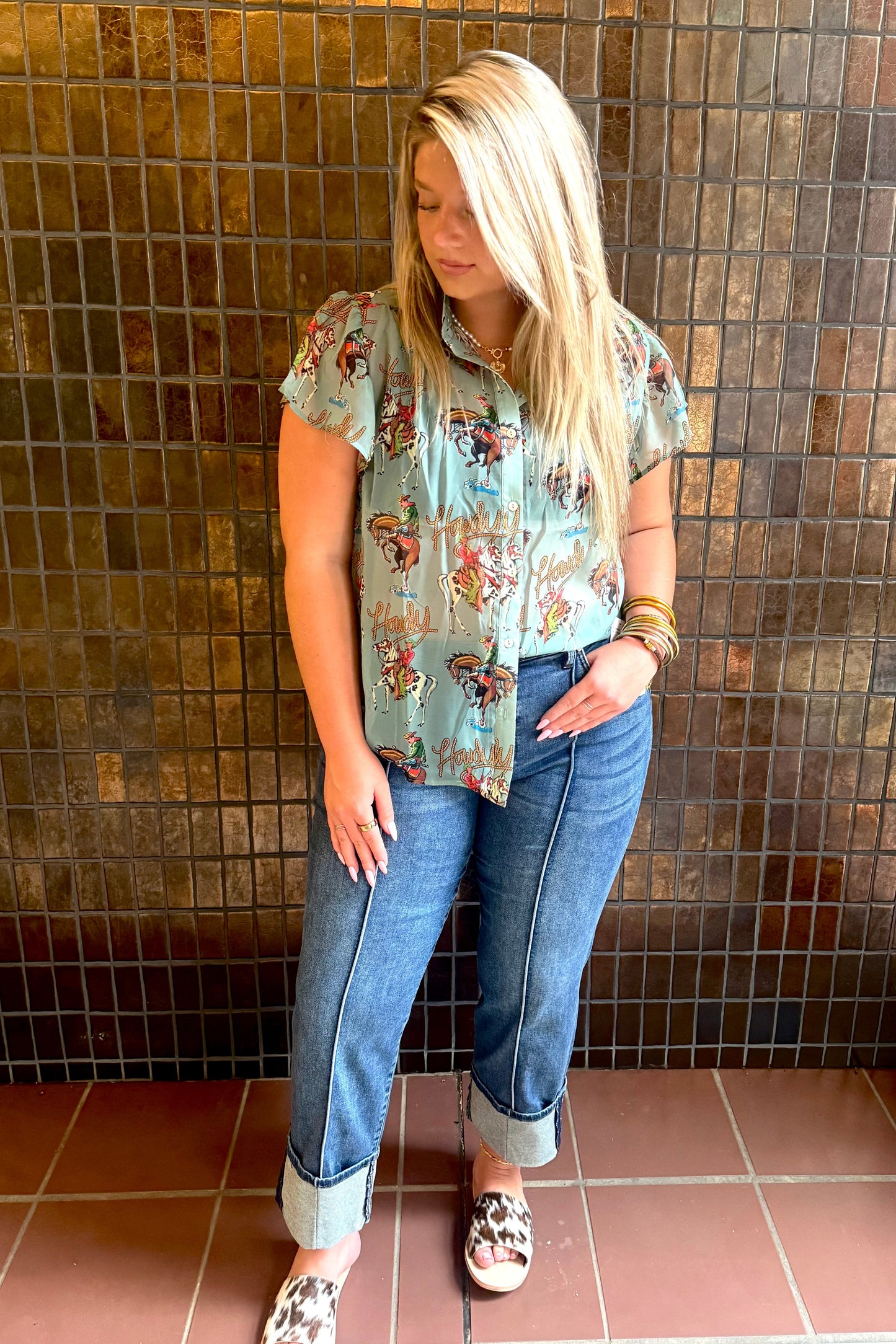 Howdy Flutter Sleeve Blouse