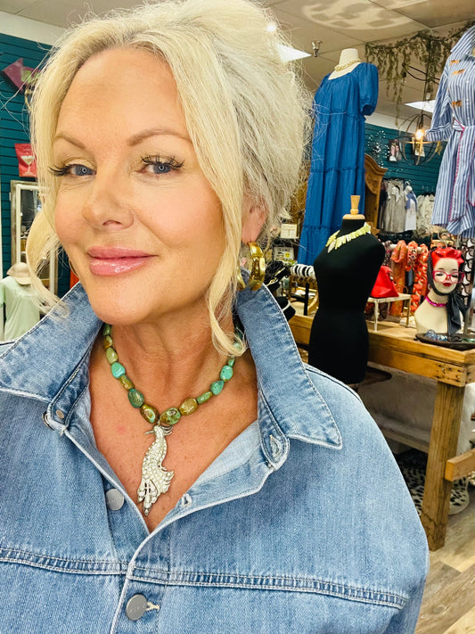 Made in the Deep South 1940s Bird Brooch Turquoise Necklace