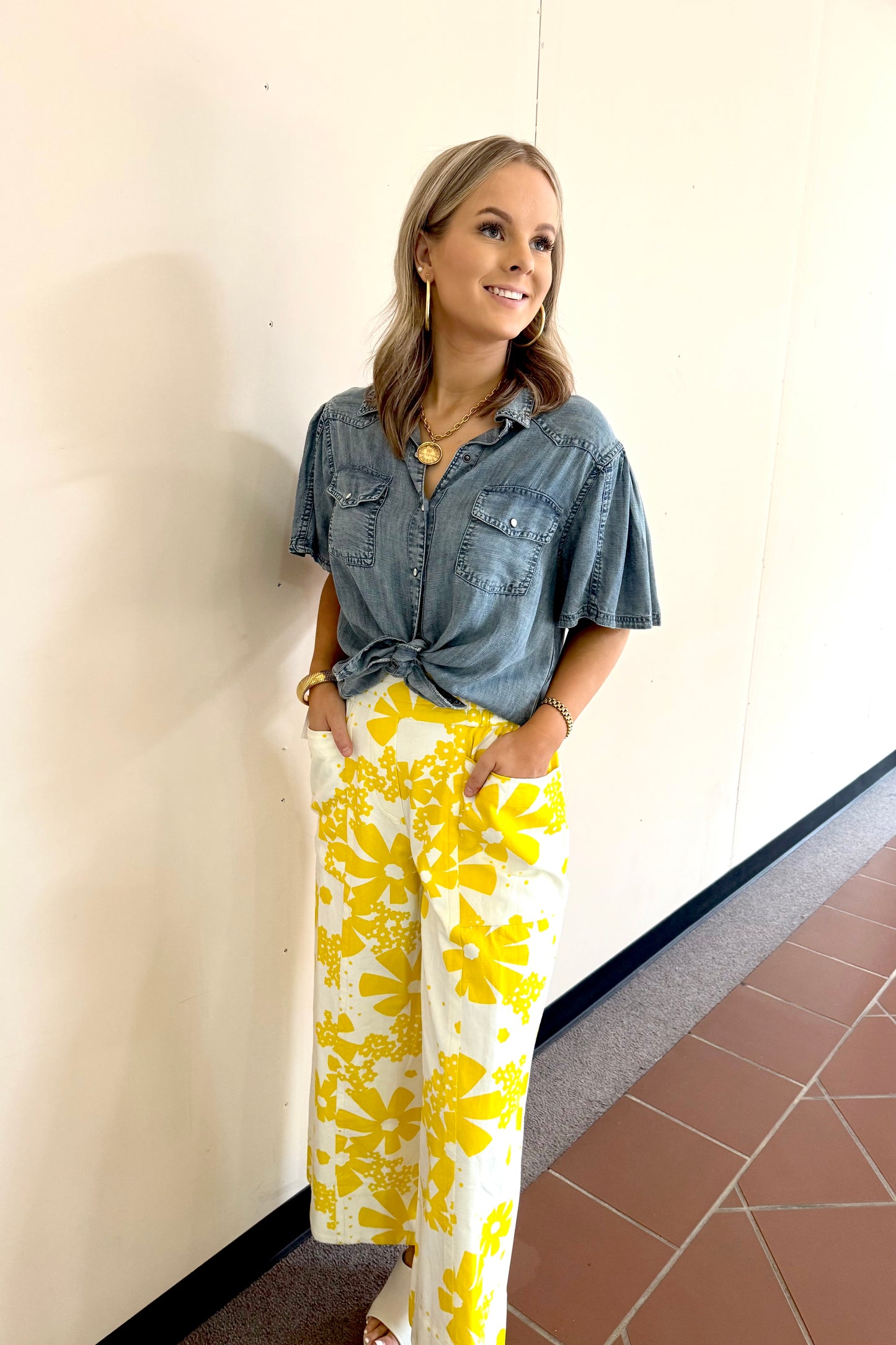 Scattered Daisy Pant