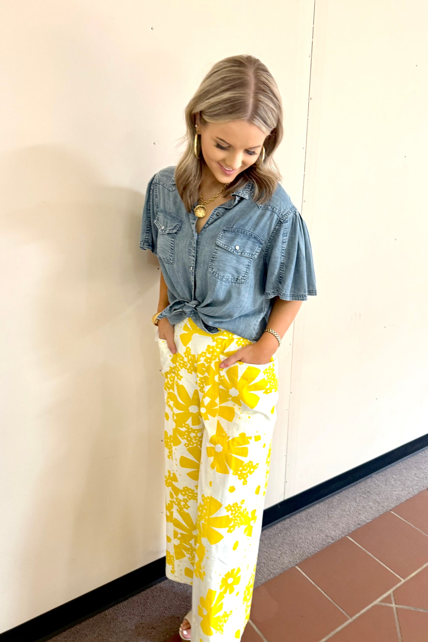 Scattered Daisy Pant
