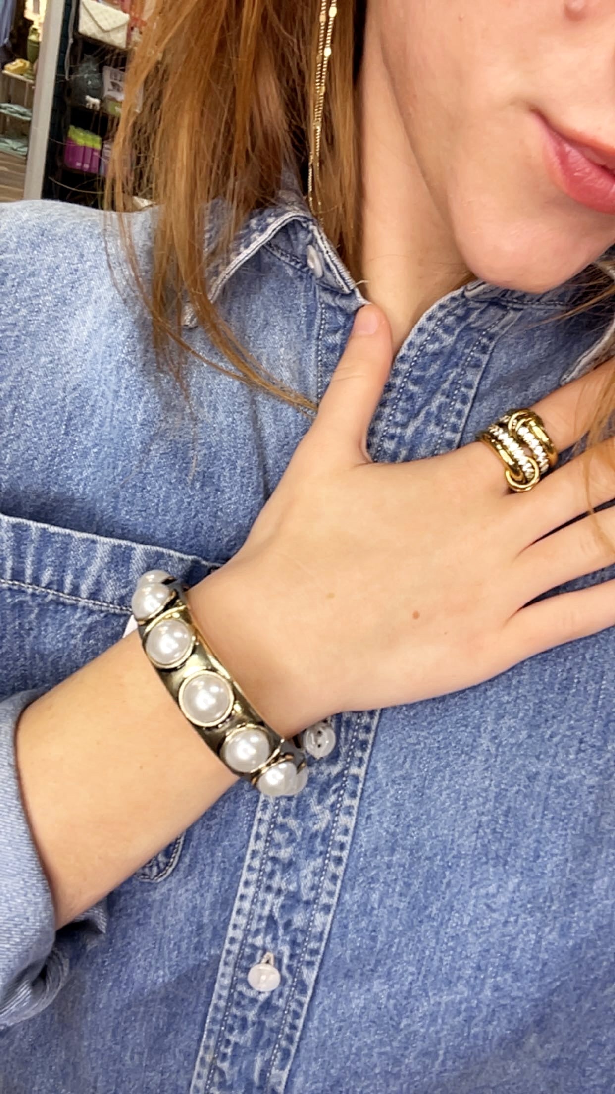 Stretch Pearl/Gold Bracelet