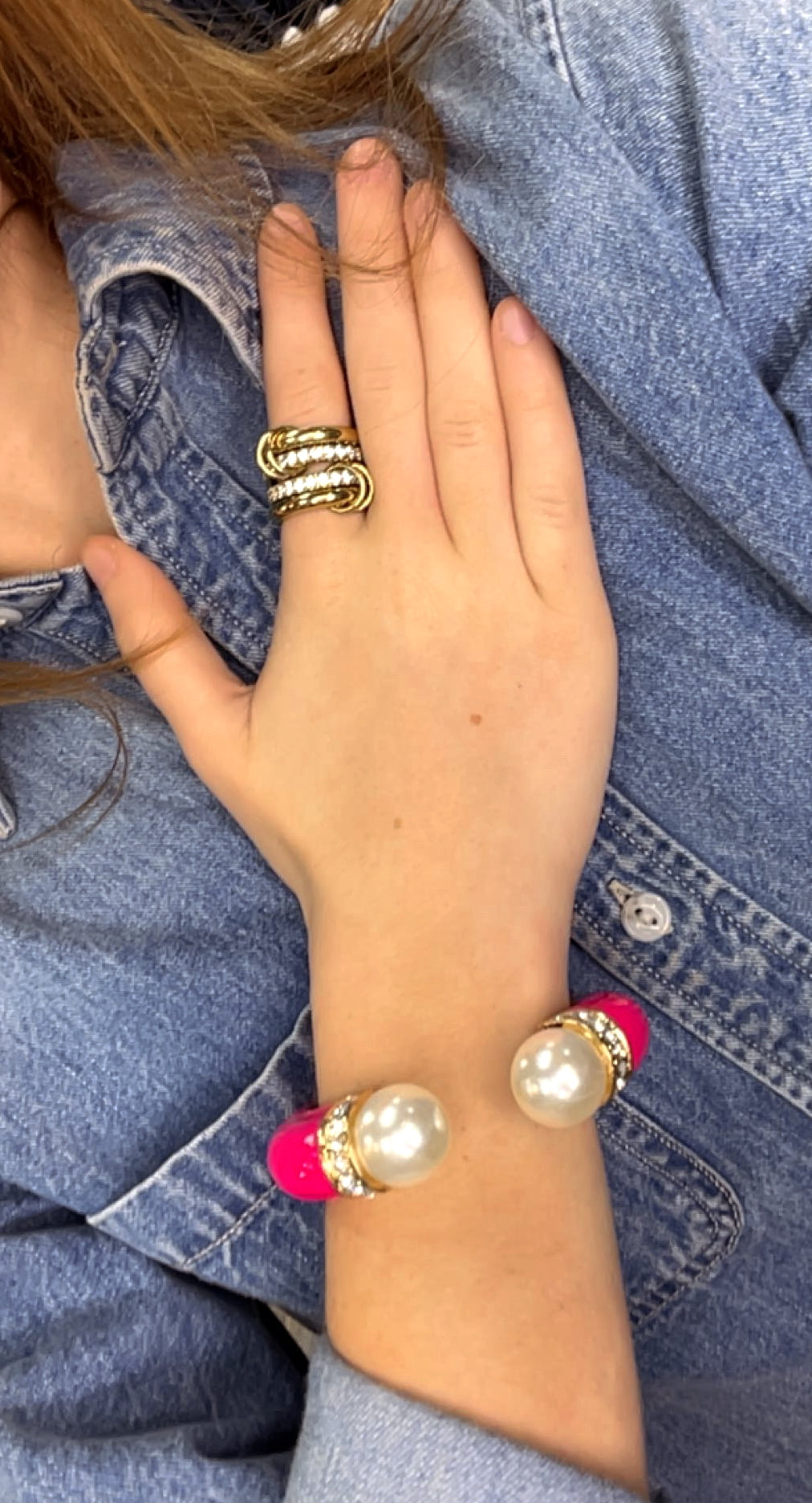 Fun Colored Pearl Pearl Cuff