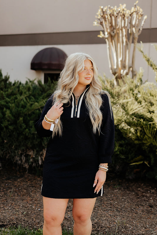 Evelyn Black Dress- Mary square