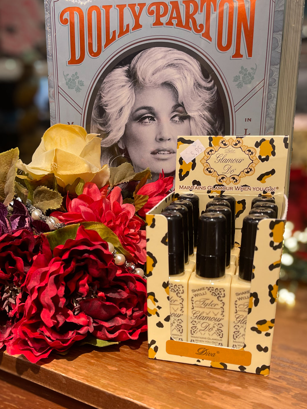 Tyler Candle Co ~ Glamour Do (Diva Scent)