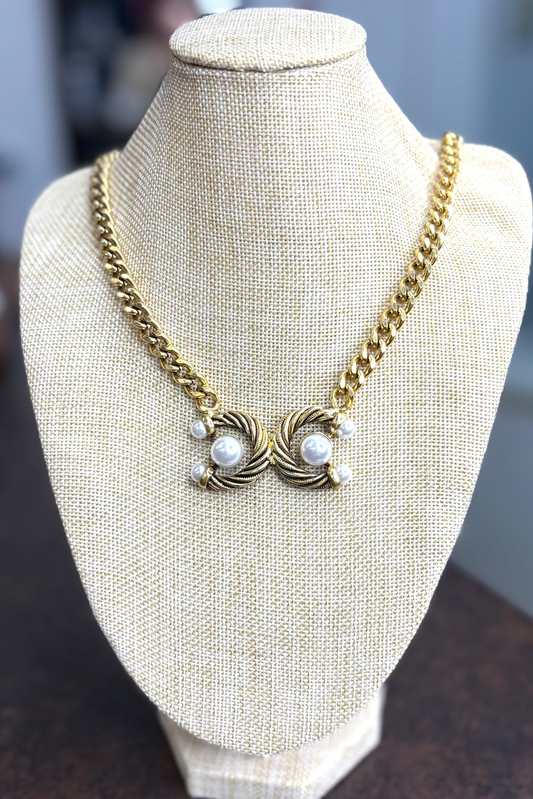 Venus Necklace by Yochi