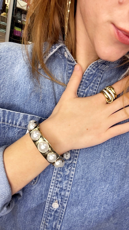 Stretch Pearl/Gold Bracelet