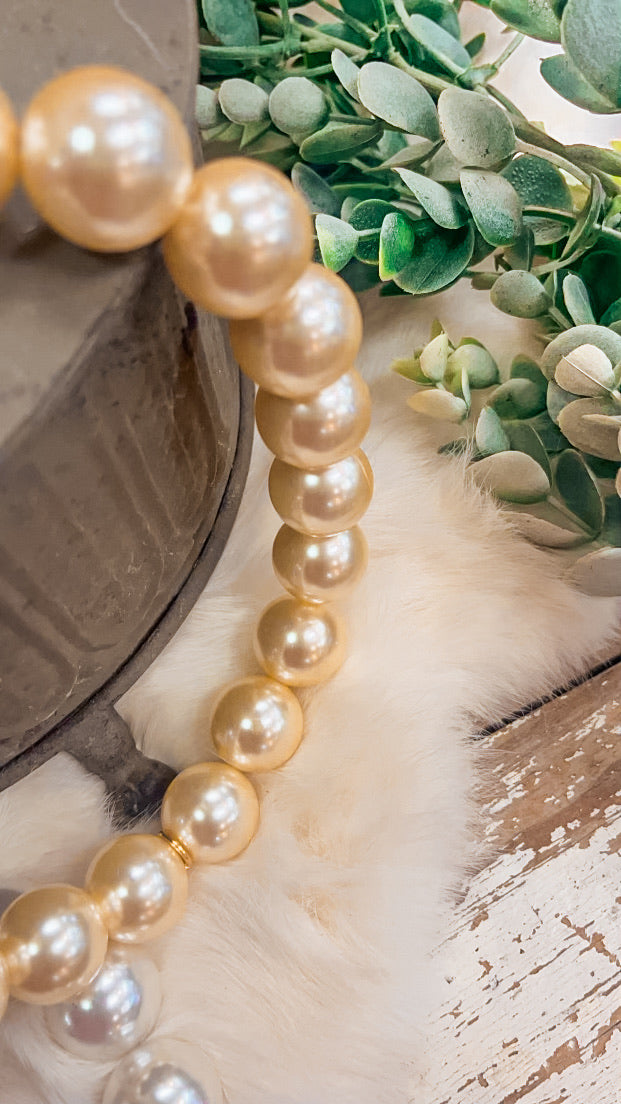 Cream Pearl Necklace